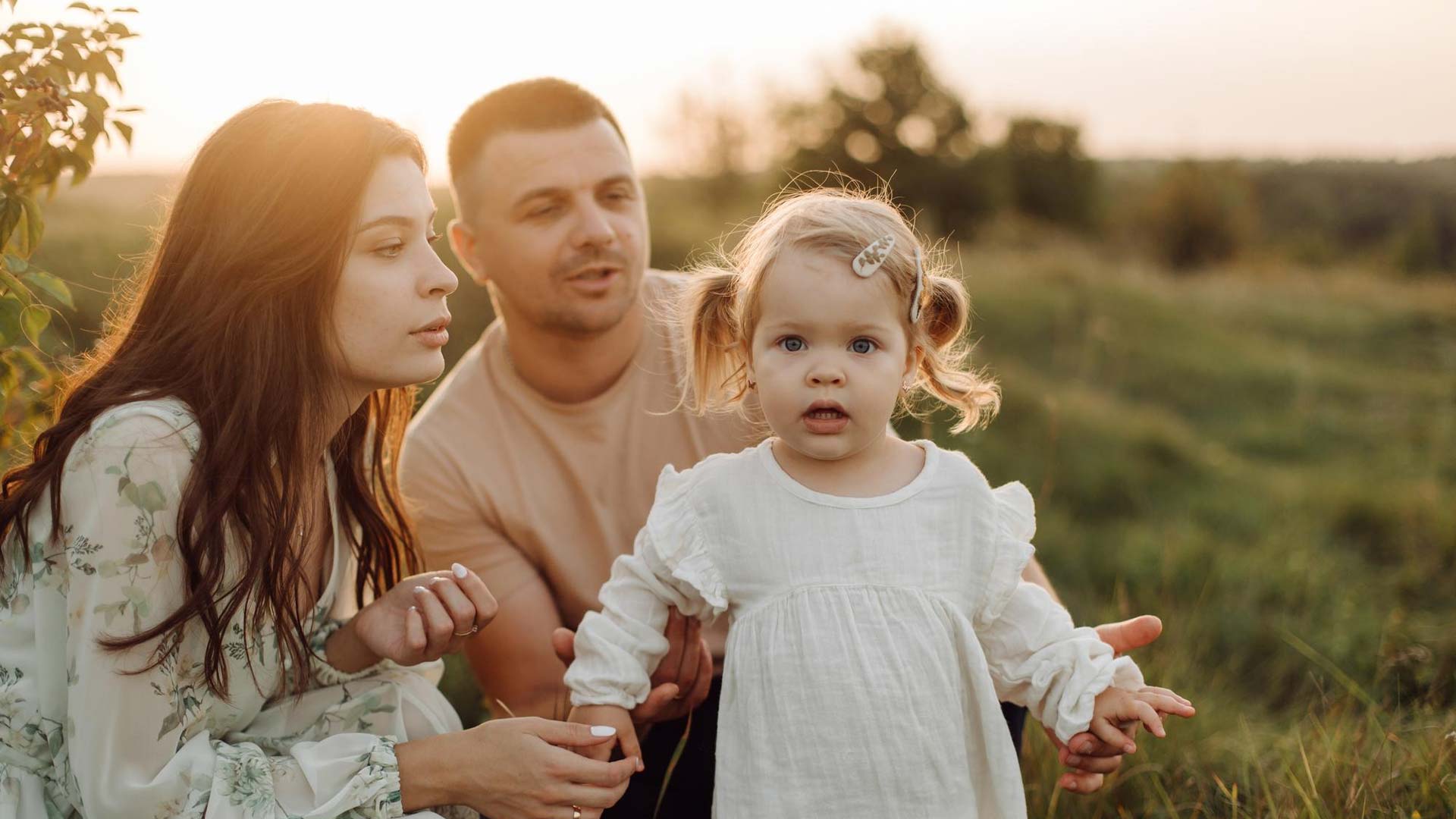 Écoute et connexion : la thérapie de groupe pour les familles.